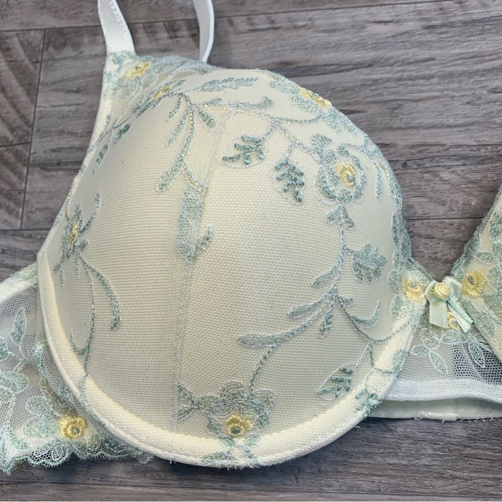 Soma Light Green Floral Lace Bra - Picture 6 of 12